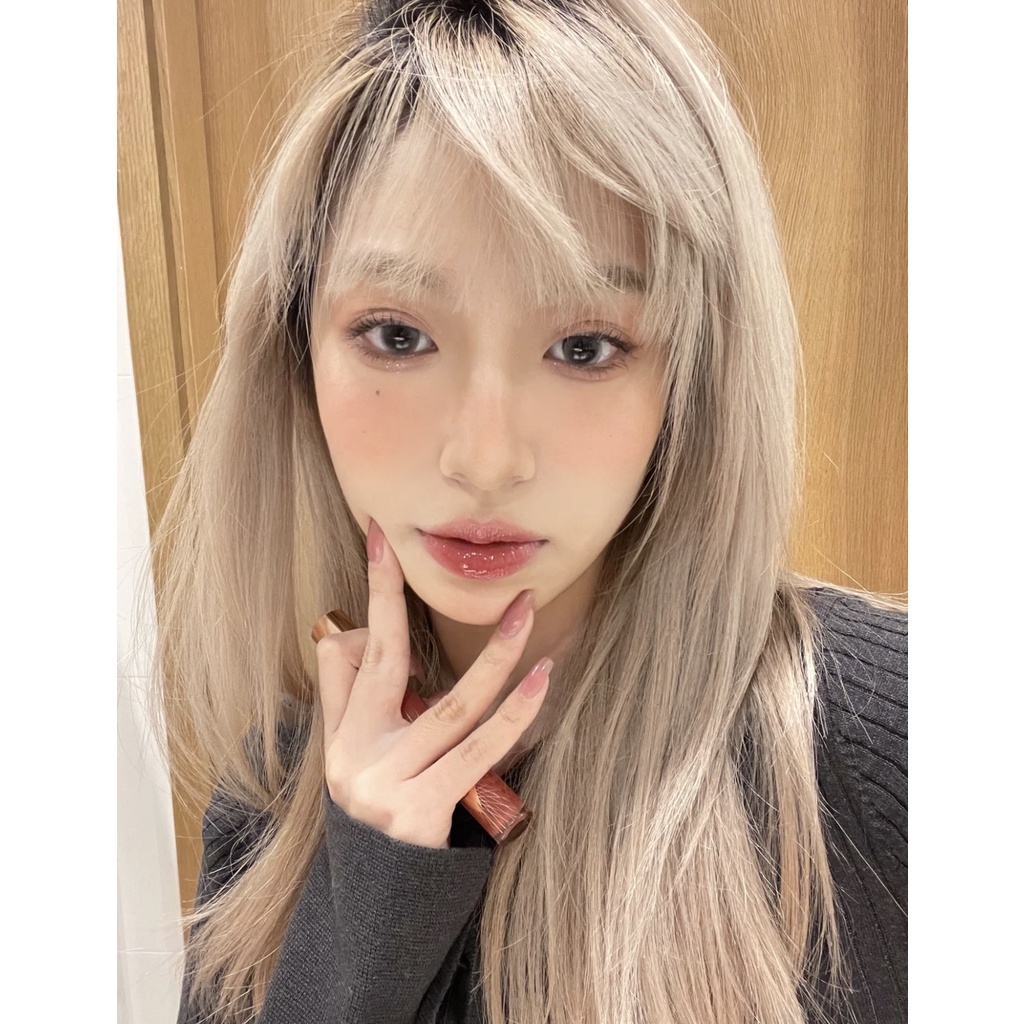 Son Charlotte Tibury bóng màu Walk of No Shame đỏ đất tone da