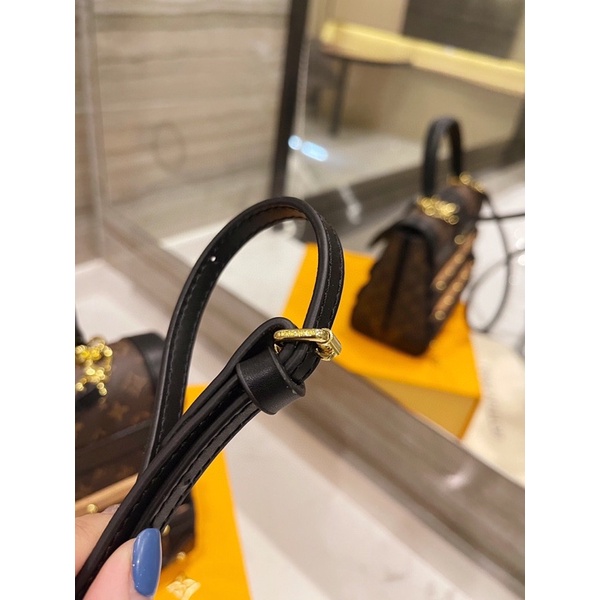 Túi xách LV size 22cm