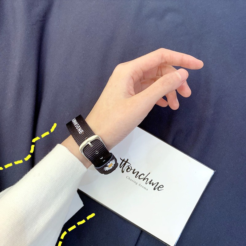 Vòng tay in hình hoa cúc B899 cho cặp đôi