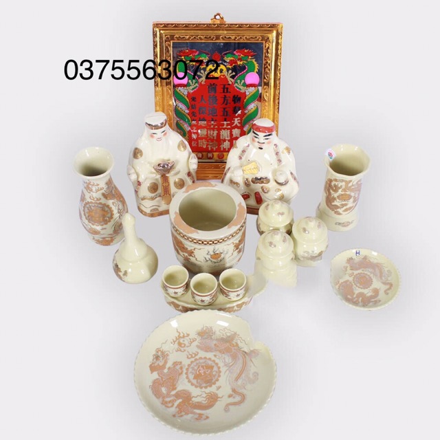 Bộ đồ thờ ban thần tài vàng
