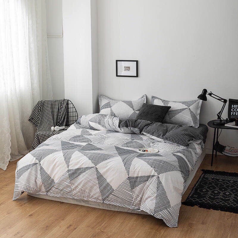 BỘ CHĂN GA GỐI COTTON POLY NHẬP KHẨU 100% ( CHĂN ĐÃ TRẦN BÔNG) HỌA TIẾT KẺ TAM GIÁC - ĐỦ KÍCH THƯỚC