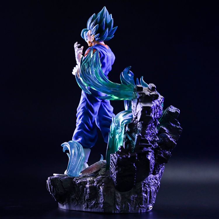 Mô Hình Nhân Vật Super Warrior Trong Phim Dragon Ball Thiết Kế Phát Sáng Độc Đáo
