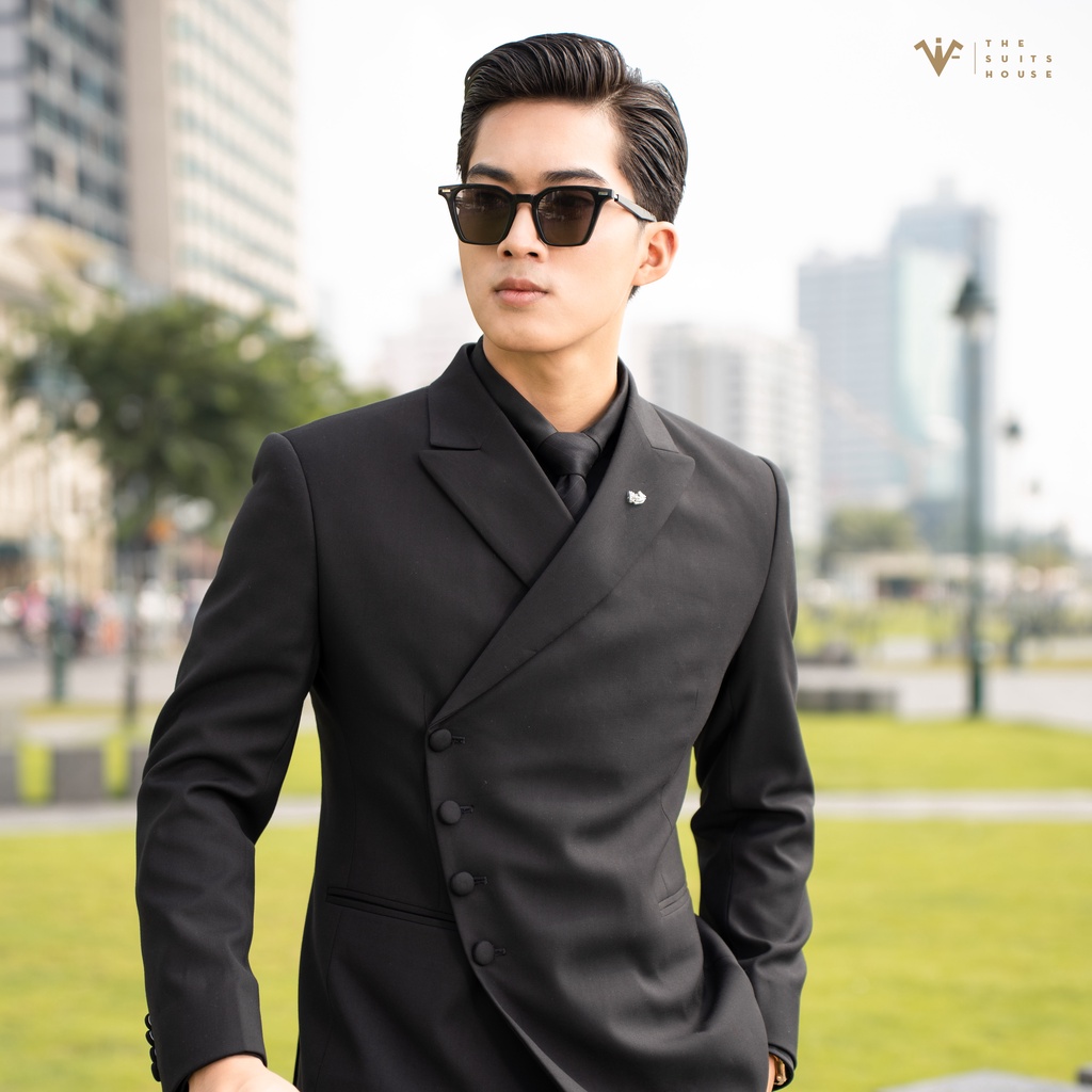 Bộ vest nam đen 4 khuy kiểu Nhật Trang, suits sartorial, chuẩn form The Suits House