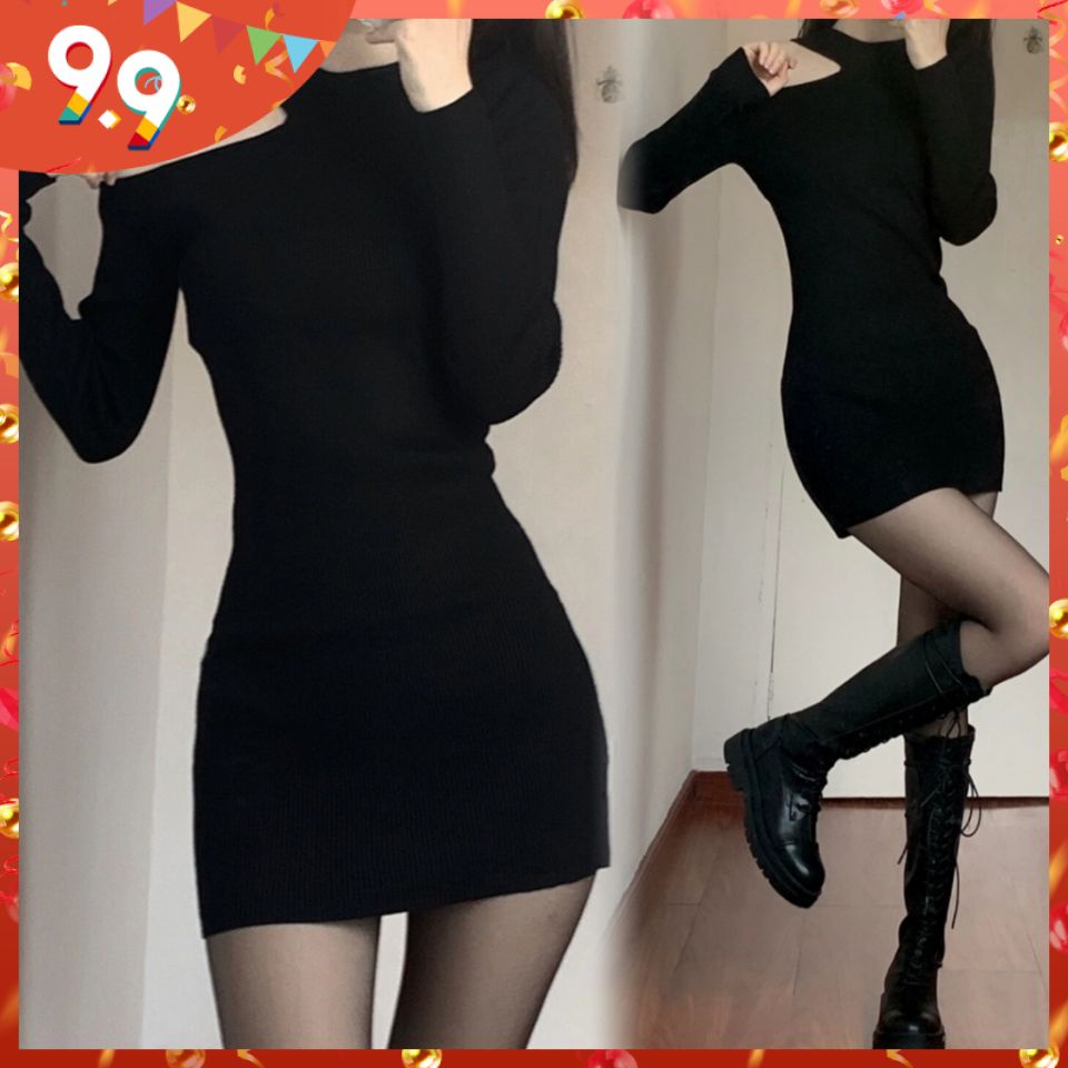 Pure desire to expose the collarbone dress, the woman was wearing a short, tall, tight skirt, a slim, hip-bottomed skirt.