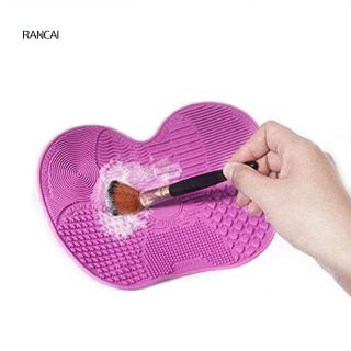 1 Miếng Silicone Vệ Sinh Cọ Trang Điểm