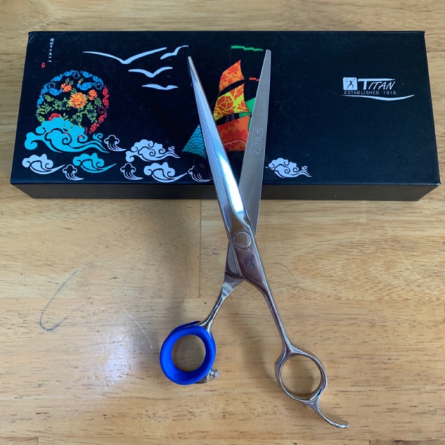 KÉO CẮT TÓC TITAN AT-05 chuyên dùng cho barber / salon (6.5 inch)