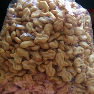 Bánh con cá mặn 1kg