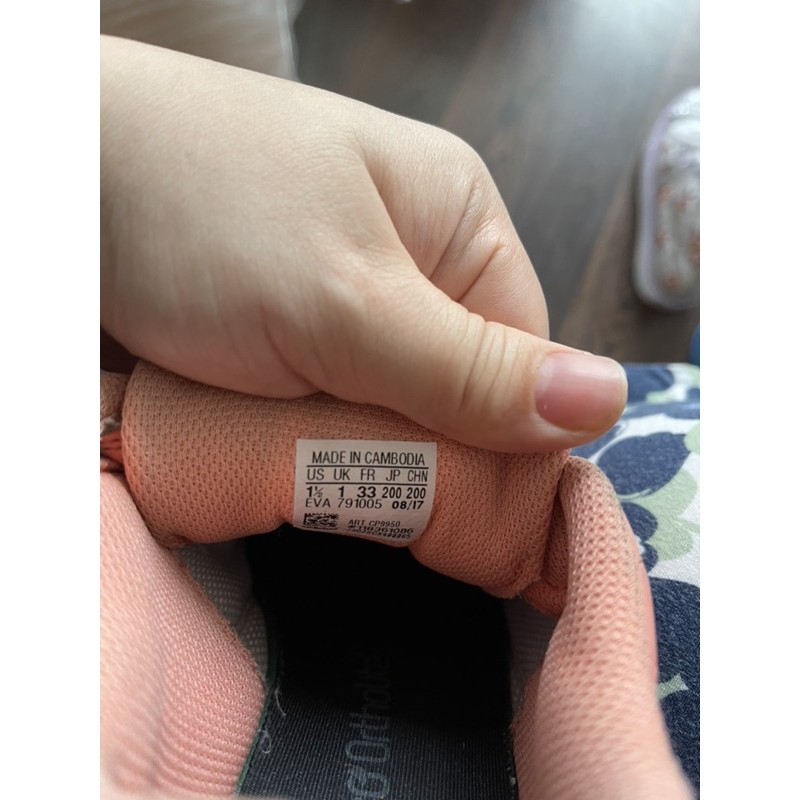 Giày thể thao adidas bé gái