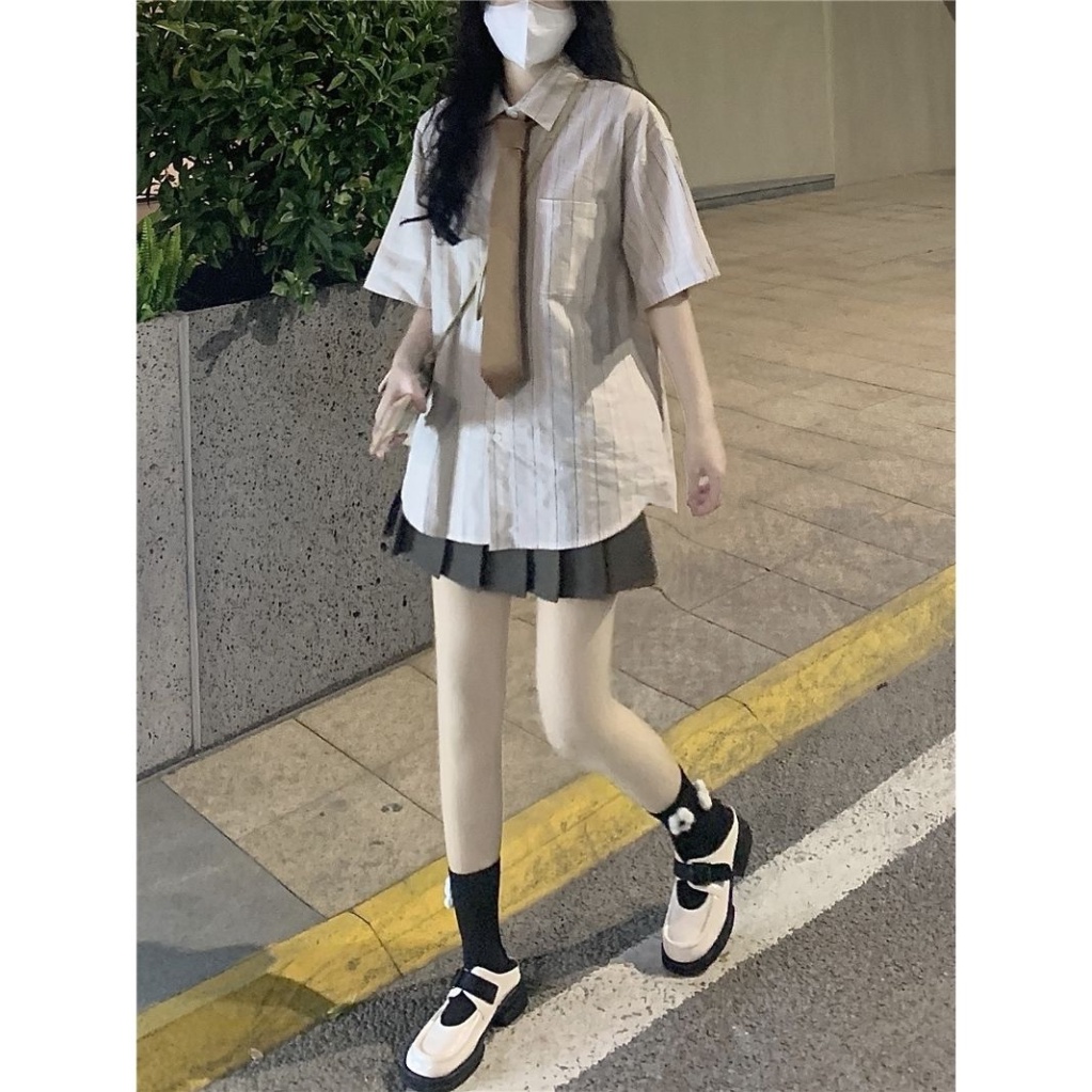 Set Áo Sơ Mi Kẻ Sọc Phối Chân Váy Xếp Ly Ngắn Tay Thời Trang Mùa Hè Cho Nữ