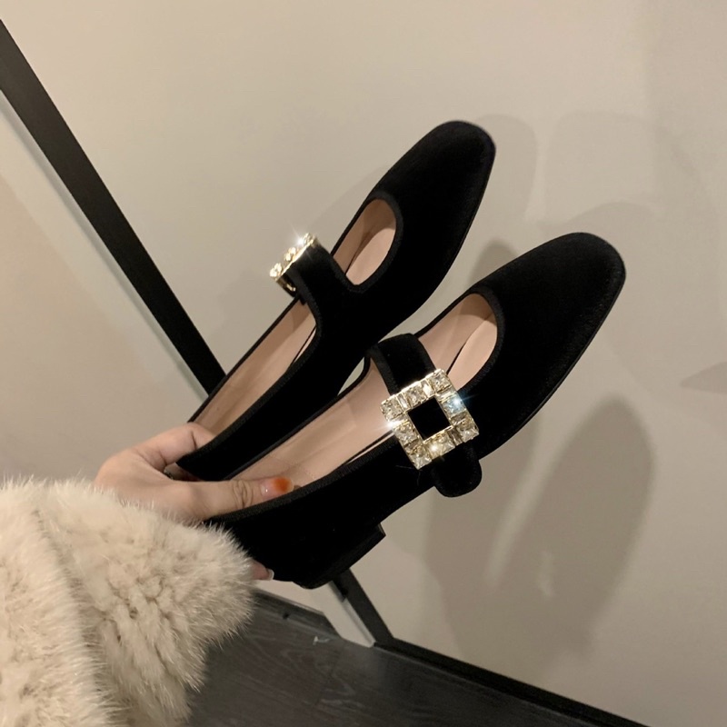 Giày quai ngang đính đá chất da lộn  vintage siêu xinh