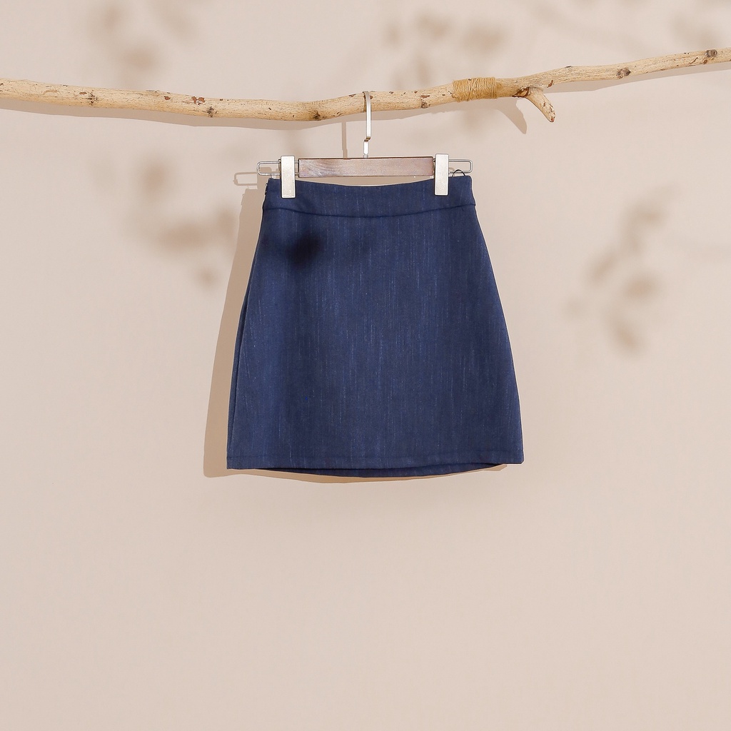 Chân Váy Nữ Dáng A MOMOCO Kiểu Dáng Tối Giản Hiện Đại M2725