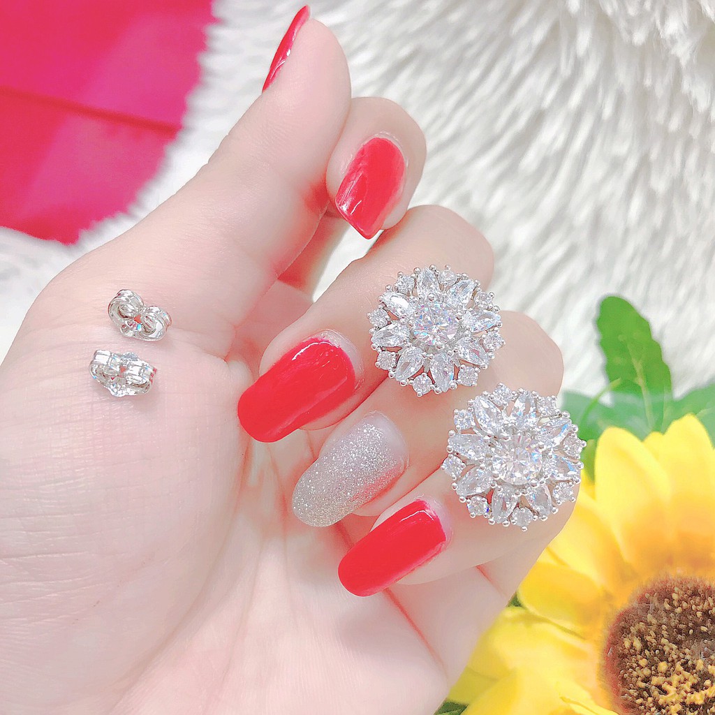 Bông tai nữ đính đá trắng UHA , chuôi cài chắc chắn, kiểu dáng hiện đại, thu hút, sang trọng