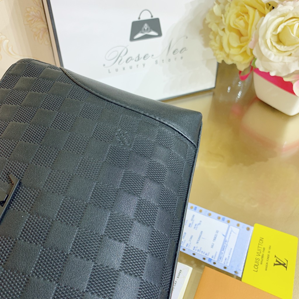[Ảnh thật] Ví Clutch cầm tay LV SUPER VIP‼️fullbox, card, túi vải,bill  Louis Vuitton khoá số ô đen