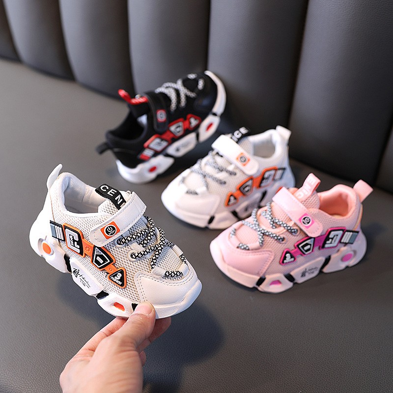 Giày sneaker cao cấp phong cách hợp thời trang cho bé