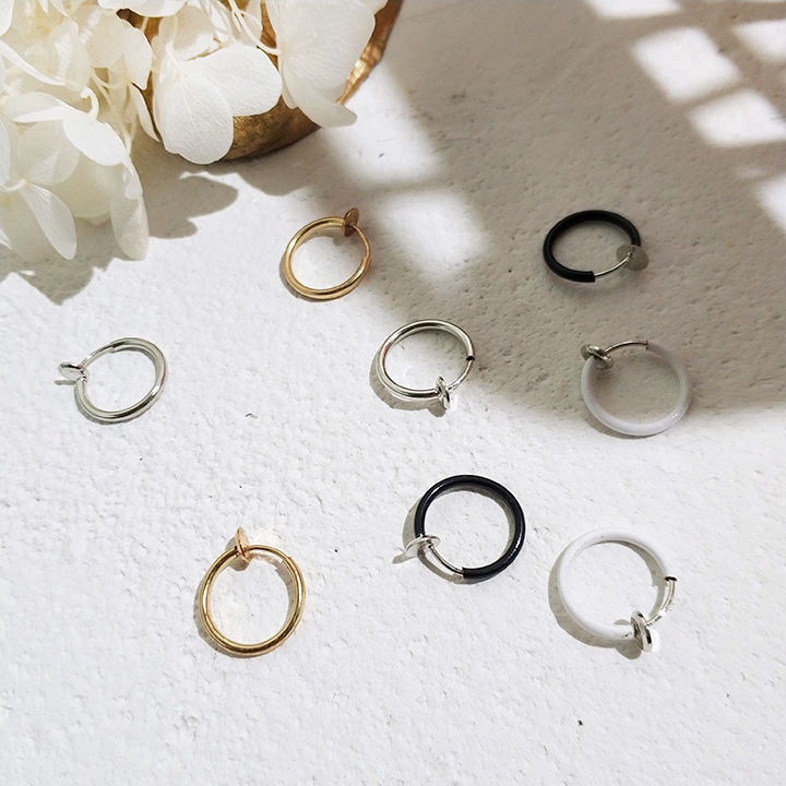 Khuyên Tai Tròn Bằng Thép Titan Đơn Giản Phong Cách Hiphop Cá Tính