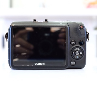 Máy ảnh Canon EOS M + kit cũ