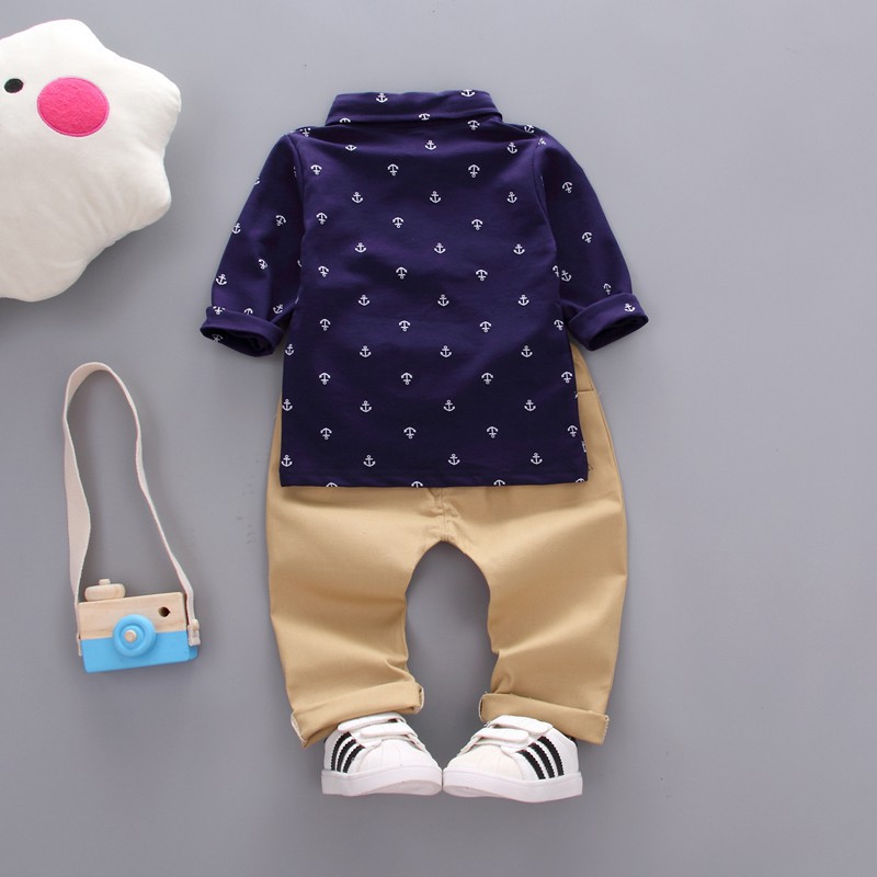 Set áo sơ mi tay lỡ họa tiết + quần dài lịch lãm cho bé trai