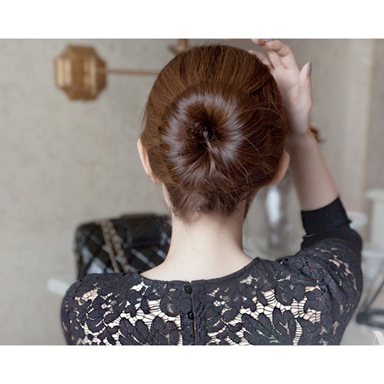 RẺ VÔ ĐỊCH  BỘ DỤNG CỤ BỆN TÓC CHO NỮ TIỆN LỢI