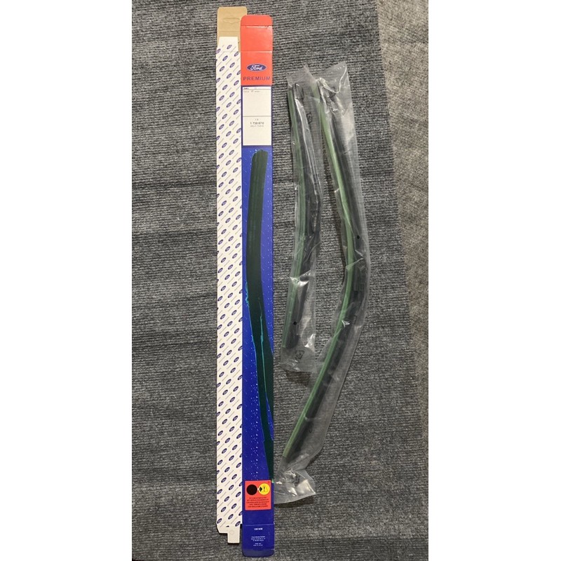 Bộ Chổi gạt Mazda BT50 BT-50 2017-2022 liên doanh Bosch (chính hãng) nước mưa theo xe