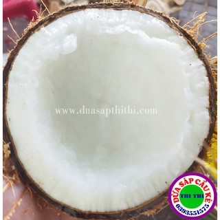 Dừa Sáp Loại  3 (Size Trên 1.1Kg)