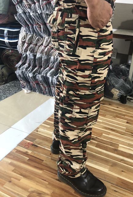 Quần kaki túi hộp