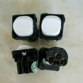 Công tắc điện 2 chiều sino
