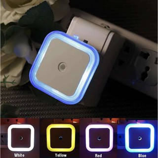ĐÈN NGỦ CẢM ỨNG HÌNH VUÔNG TỰ ĐỘNG SÁNG KHI TRỜI TỐI, KHI TRỜI SÁNG ĐÈN TỰ ĐỘNG TẮT (CẮM Ổ ĐIỆN)
