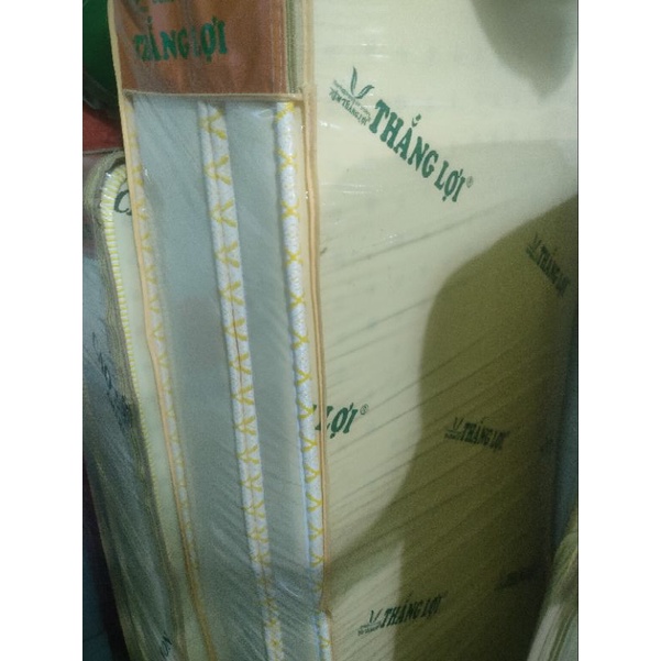 Nệm cao su Thắng Lợi gấp 3