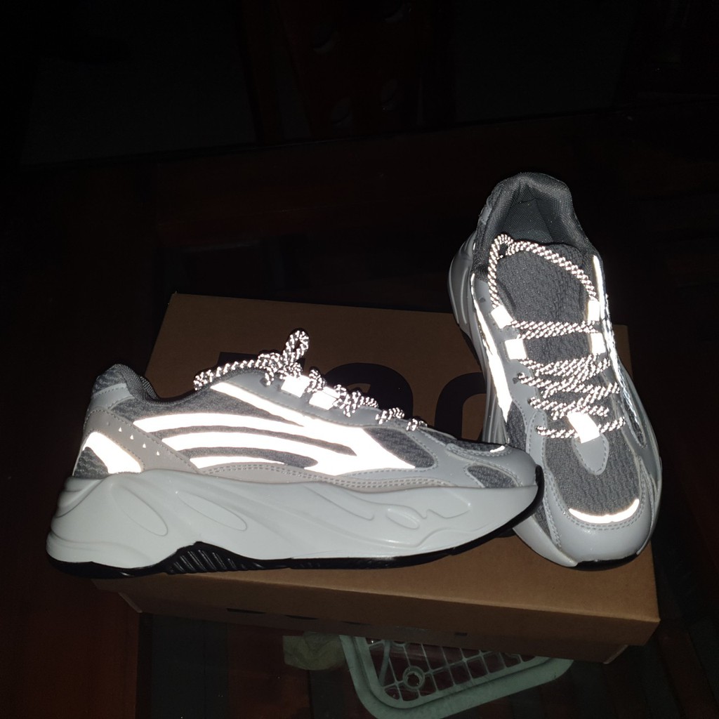 (Tặng hộp) giày yz 700 phản quang nam nữ. | BigBuy360 - bigbuy360.vn