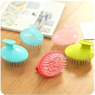 DỤNG CỤ MASSAGE GỘI ĐẦU 2IN1