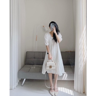 Váy dài đuôi cá hoa dập Samhyewear