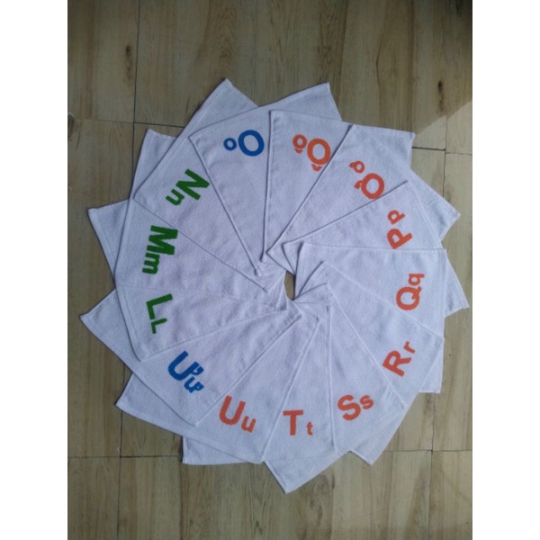 KHĂN MẦM NON IN ABC +123 + TẶNG KÈM DECAL DÁN CA CỐC