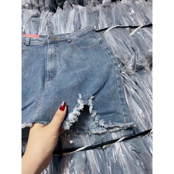 Chân váy jean tua rua - chân váy jean rách ngọc huyền - CAROTSHOP