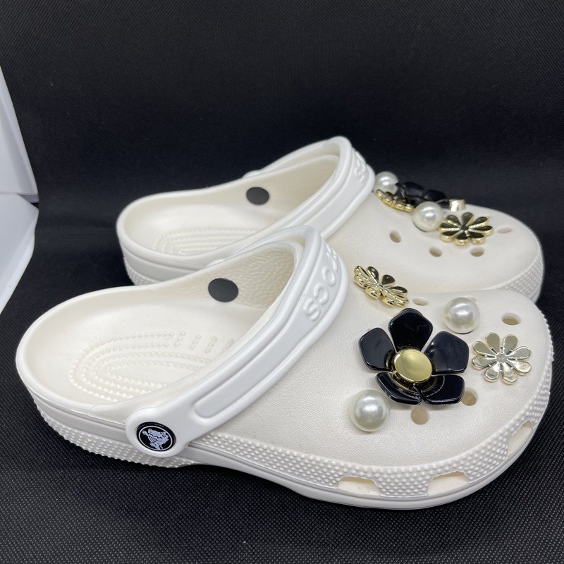 dép cross họa tiết trắng mẫu độc quyền MAICROSSDOCQUYEN2 tặng 10 jibitz cross