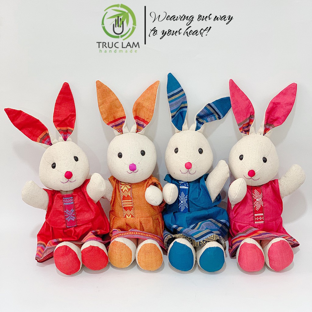 Đồ Chơi Cho Bé Thú Nhồi Bông Hình Thỏ Mẹ Mặc Váy Vải Thổ Cẩm Dệt Tay Bông Gòn Cao Cấp – Trúc Lâm Handmade