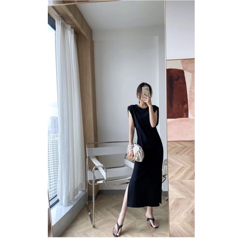 Đầm cotton maxi dáng suông xẻ tà vnxk