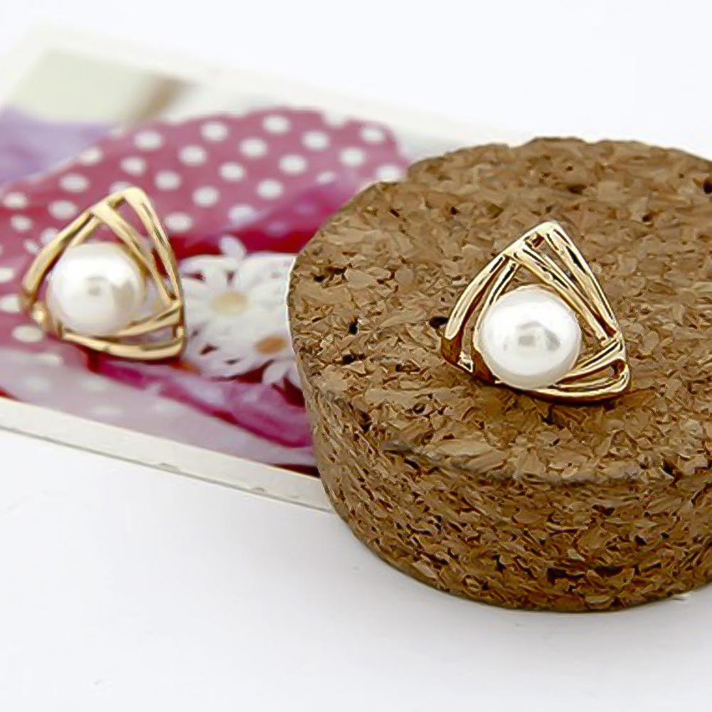 Đôi Khuyên Tai Nữ Đính Ngọc Trai Xinh Xắn