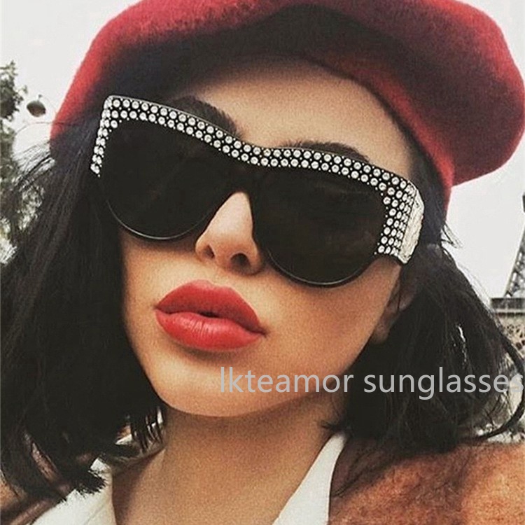 Kính mát gọng vuông đính đá lấp lánh thời trang cho nữ