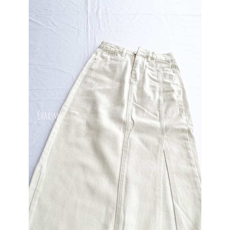 chân váy jean/ denim A-line xẻ tà SẴN