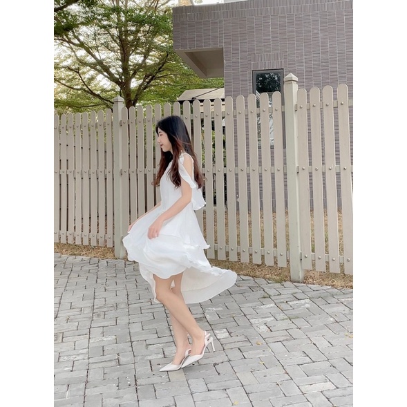 Đầm cổ yếm cột nơ 3 tầng bồng bềnh vải Organza cao cấp - Viz Dress