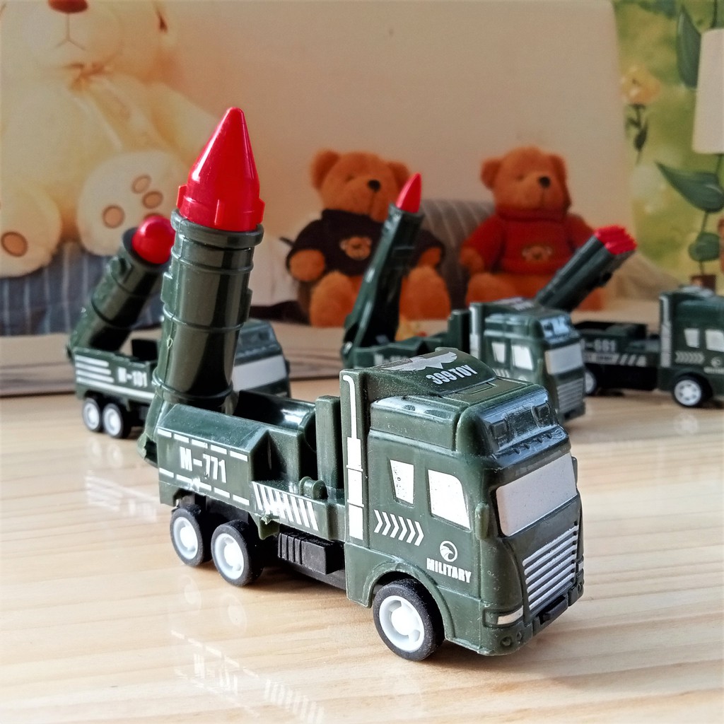 Bộ 6 Xe Quân Sự Đồ Chơi Cho Bé Gồm Các Xe Chứa Bệ Phóng Tên Lửa, Máy Bay, Xe Cứu Thương