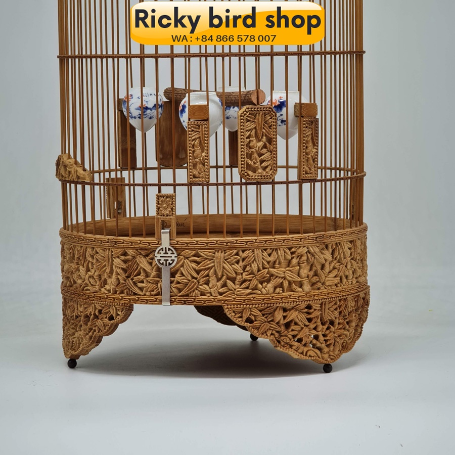 Lồng yến, chòe đất chạm Trúc lá