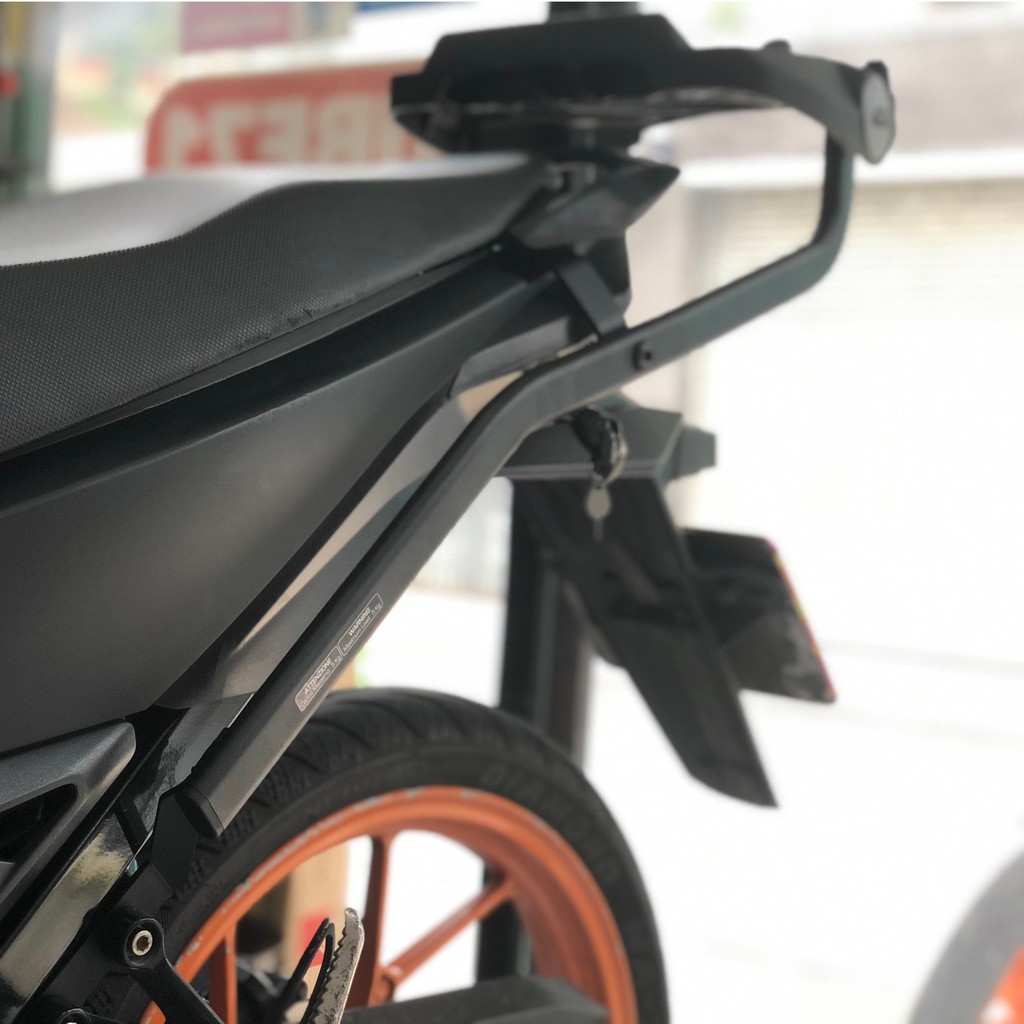 Baga Givi Gắn Thùng Sau Givi Cho Raider FI, Satria - Cảng GIVI HRV-RAIDER150RFI - Bạn Phượt