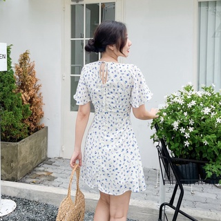Đầm LAURA - Đầm cổ tim tay loe