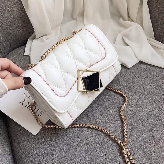 Túi Xách Nữ Có Dây Đeo Chéo Khóa Gương A03