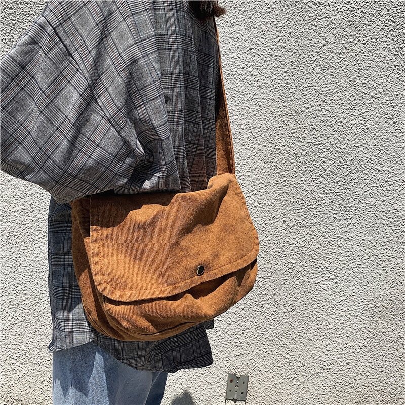 Túi đeo chéo vin tẹt