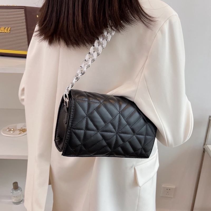 Túi đeo vai IELGY phối dây xích dáng vuông nhỏ họa tiết hình thoi phong cách Hàn Quốc dành cho nữ