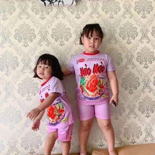 Đồ bộ mì tôm cho cả gia đình