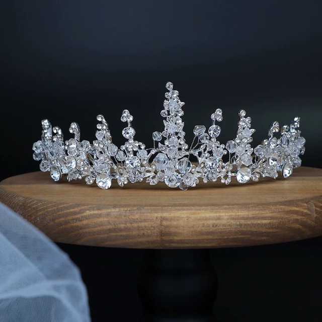 Vương miện cô dâu