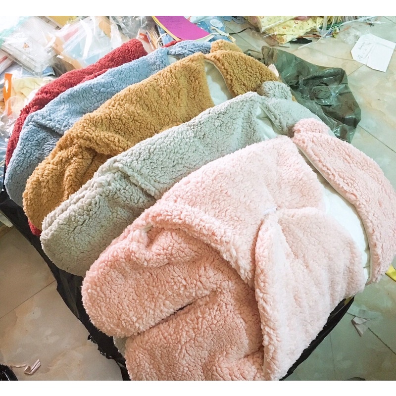 Chăn Ủ Gấu Lông Cừu Có Chân Cho Bé Loại Dày 3 Lớp Siêu Ấm